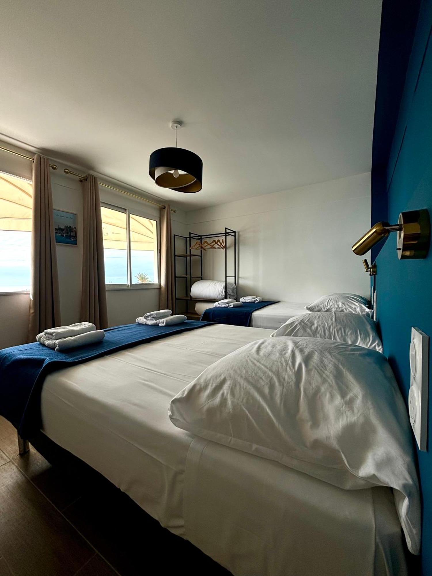 L'Hotel De La Plage Le Grau-du-Roi Rom bilde